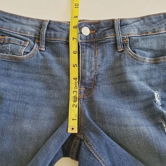 🟢7183 * Old Navy Rockstar Distressed Jeans Medium Wash Denim Size 4 - Picture 9 of 10